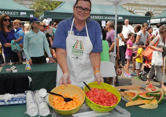USDA Farmers Market offered up fresh fruit as a healthy back to school snacks for kids.