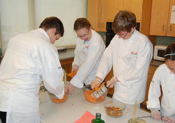 With “grate” skill, Bellingham, MA team transforms yams into Tasty Tots as part of Recipes for Healthy Kids competition. 