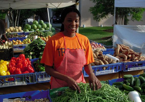 USDA’s investments in local and regional food systems help provide farmers and ranchers with greater opportunities, consumers with more choices and bring jobs to rural and urban communities. USDA Photo.