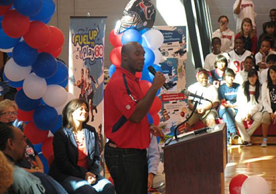 Houston Texans middle linebacker DeMeco Ryans spoke to students at the pep rally to kick off Fuel Up to Play 60 at Pershing Middle School in Houston, Texas.
