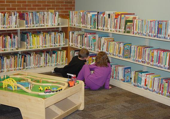 The Children’s Library at the New Holt Memorial Library