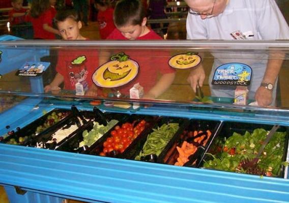 Students in Cañon City, Colorado, enjoy fruits and vegetables from their "Harvest Bar".