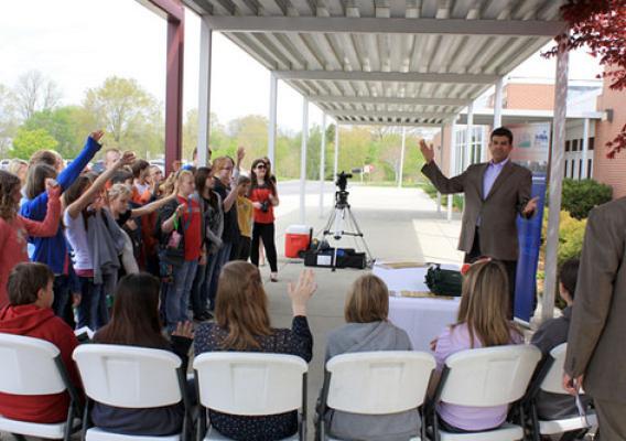 “How many of you like to swim in the creek or fish in the river?”, USDA Rural Utilities Service Administrator John Padalino asked White County Middle School students during the school’s Earth Day awards ceremony. 