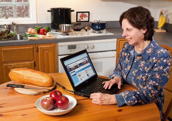 At home, school, or work, consumers can use USDA’s free ChooseMyPlate.gov, an interactive website for creating a customized healthy dietary plan that includes required daily vitamins and minerals, and age- and gender-appropriate daily portions and calorie levels. Users can also tap tools called “Daily Food Plan,” “SuperTracker,” and “Food-a-Pedia.”